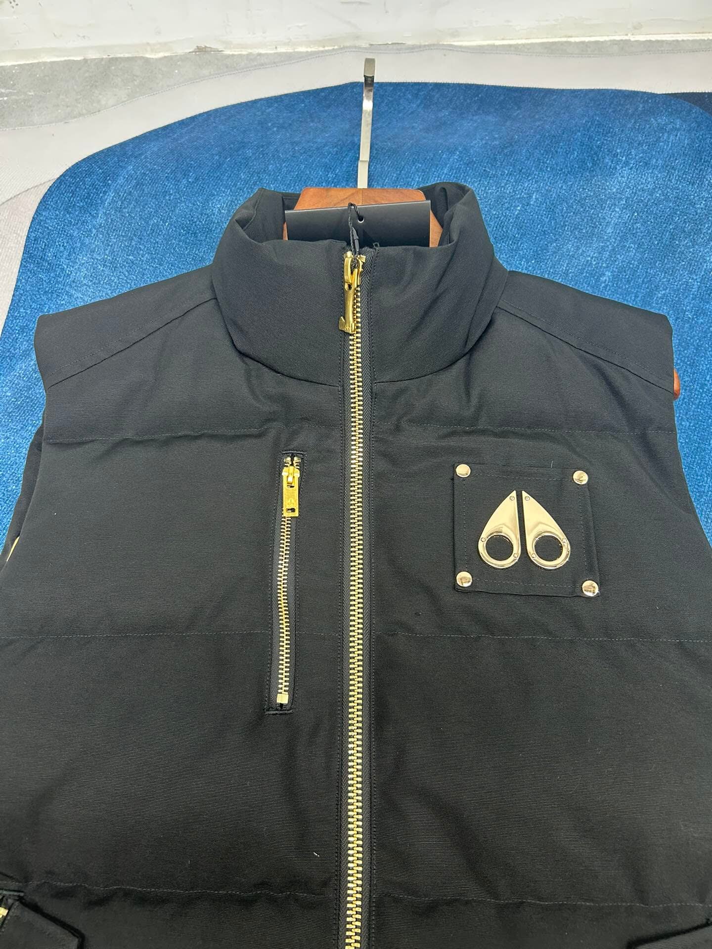 Moose Knuckles Down Vest Moose Knuckles Down Vest